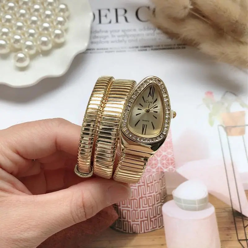 ✨ Luxury Women's Bangle Watch – Elegant, Sleek & High-End ✨